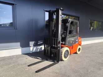 Muletto usato EP EFXZ-301 NEUMASCHINE ELEKTRO VIERRADFRONTSTAPLER (13041446)