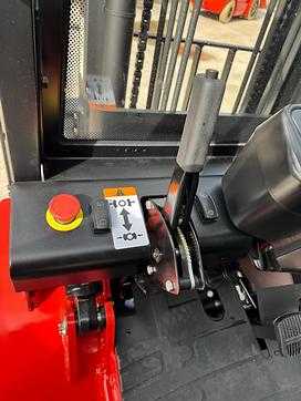 Muletto usato EP EFXZ301-H Lithium Ionen ELEKTRO VIERRADFRONTSTAPLER (13034763)