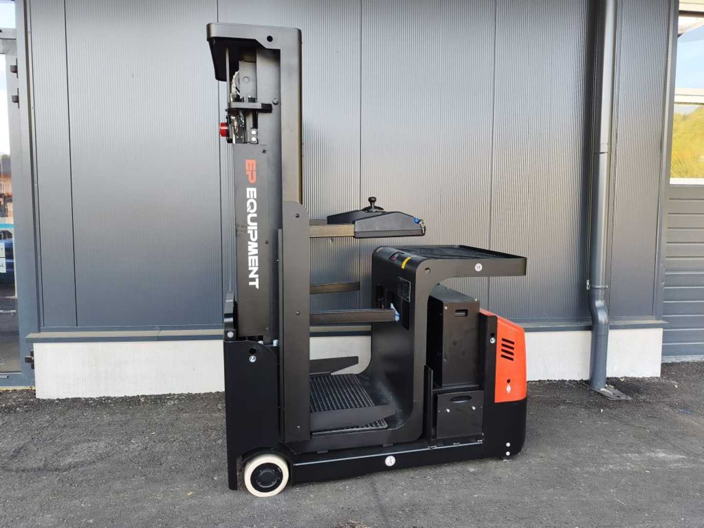 Muletto usato EP JX1-48 NEUMASCHINE ELEKTRO MITTELHUBKOMMISSIONIERER (13061864)
