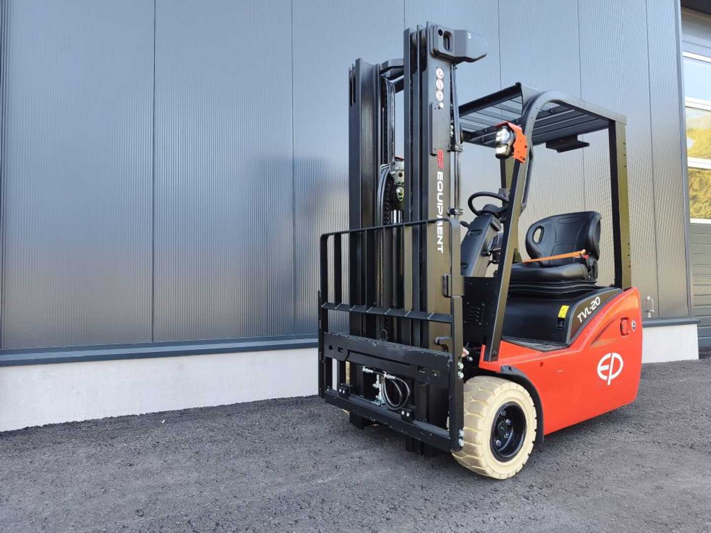 Muletto usato EP TVL202 NEUMASCHINE ELEKTRO DREIRADFRONTSTAPLER (13062156)
