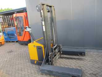 Muletto usato FAC 4V-XT3020 ELEKTRO VIERWEGESTAPLER (13071619)
