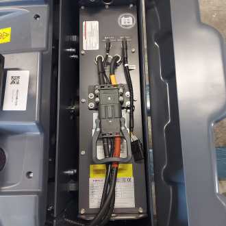 Muletto usato HELI CBD25-A2FLIH ELEKTRO NIEDERHUBWAGENFAHRERSTAND (13059544)