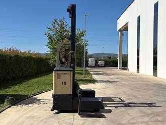 Muletto usato HUBTEX MQ25 S2121PU1 ELEKTRO SEITENSTAPLER (13054733)