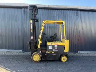 Muletto usato HYSTER E4.00XL ELEKTRO VIERRADFRONTSTAPLER (13075970)