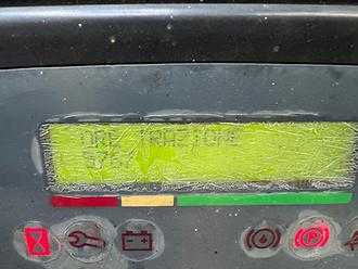 Muletto usato HYSTER J1.60XMT - 4750mm ELEKTRO DREIRADFRONTSTAPLER (13069367)
