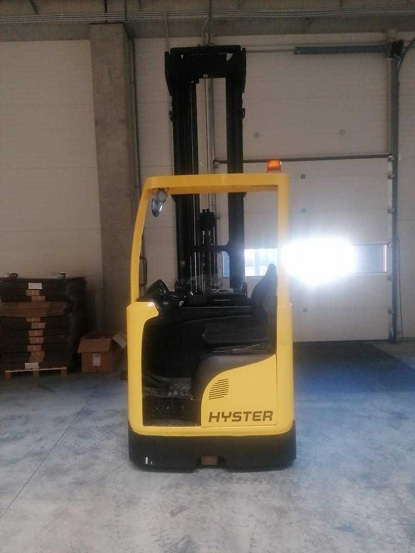 Muletto usato HYSTER R1.6 ELEKTRO SCHUBMASTSTAPLER (12860714)