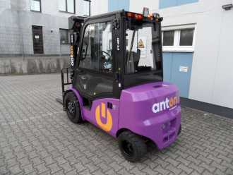 Muletto usato JUNGHEINRICH AntOn CBH 3.0 - Triplex - Kabine - NEU! ELEKTRO VIERRADFRONTSTAPLER (13029464)