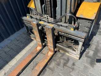 Muletto usato JUNGHEINRICH DFG550s DIESEL VIERRADFRONTSTAPLER (13050586)