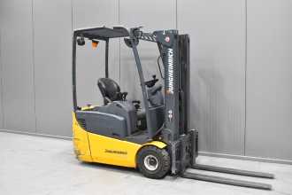 Muletto usato JUNGHEINRICH EFG 115 /57475/ ELEKTRO DREIRADFRONTSTAPLER (13034422) backdrop