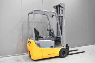 Muletto usato JUNGHEINRICH EFG 115 /58371/ ELEKTRO DREIRADFRONTSTAPLER (13057181)