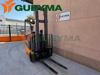 Muletto usato JUNGHEINRICH EFG-115 ELEKTRO DREIRADFRONTSTAPLER (13050277)
