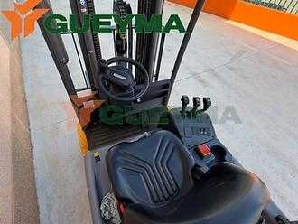 Muletto usato JUNGHEINRICH EFG-115 ELEKTRO DREIRADFRONTSTAPLER (13050277)