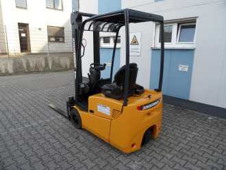 Muletto usato JUNGHEINRICH EFG 115 - Freisichtmast ELEKTRO DREIRADFRONTSTAPLER (13072014)