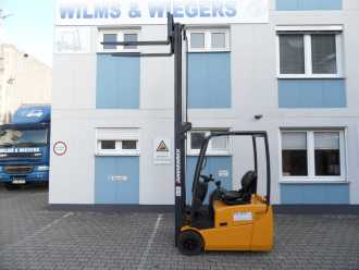 Muletto usato JUNGHEINRICH EFG 115 - Freisichtmast ELEKTRO DREIRADFRONTSTAPLER (13072014)