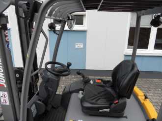 Muletto usato JUNGHEINRICH EFG 115 - unter 2 Meter - NEUE Batterie ELEKTRO DREIRADFRONTSTAPLER (13040953)