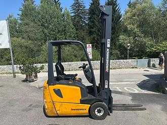 Muletto usato JUNGHEINRICH EFG 213 - 450ZT ELEKTRO DREIRADFRONTSTAPLER (13060853)