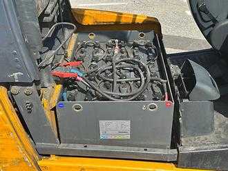Muletto usato JUNGHEINRICH EFG 213 - 450ZT ELEKTRO DREIRADFRONTSTAPLER (13060853)