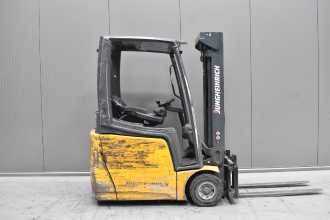Muletto usato JUNGHEINRICH EFG 213 /58274/ ELEKTRO DREIRADFRONTSTAPLER (13064589)
