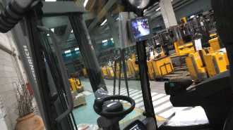 Muletto usato JUNGHEINRICH EFG 215 SP GE 115-400 ZT ELEKTRO VIERRADFRONTSTAPLER (13015304)