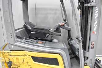 Muletto usato JUNGHEINRICH EFG 216 /58093/ ELEKTRO DREIRADFRONTSTAPLER (13073119)