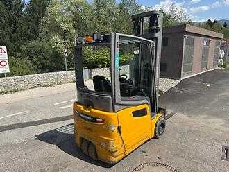Muletto usato JUNGHEINRICH EFG 218k - 600DZ ELEKTRO DREIRADFRONTSTAPLER (13060841)