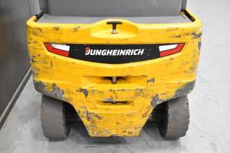 Muletto usato JUNGHEINRICH EFG 320 /58986/ ELEKTRO VIERRADFRONTSTAPLER (13070400)
