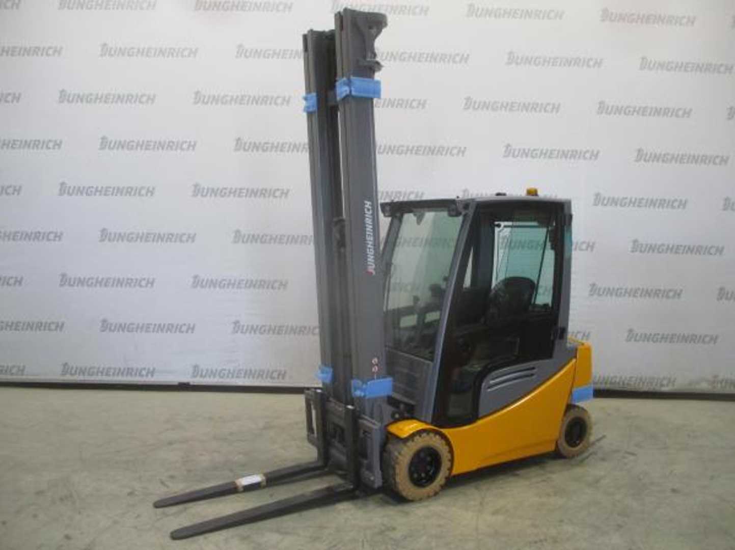 Muletto usato JUNGHEINRICH EFG 320 MP GE 115-750 DZ ELEKTRO VIERRADFRONTSTAPLER (13073740)