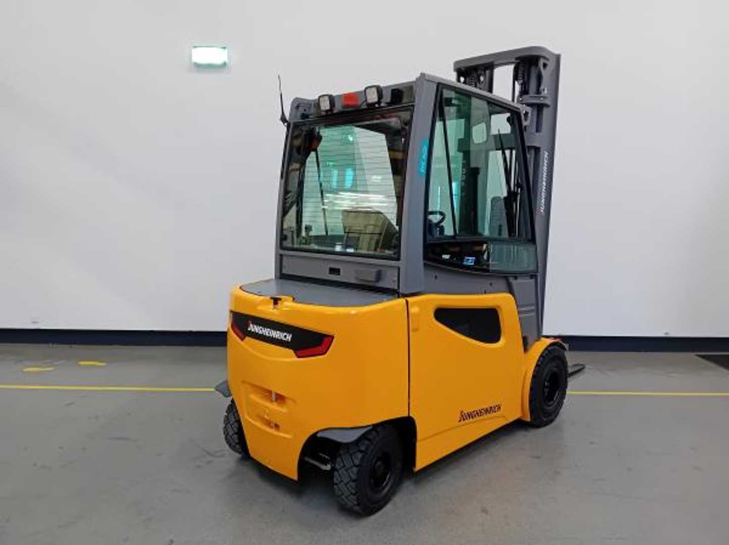Muletto usato JUNGHEINRICH EFG 425 600 DZ ELEKTRO VIERRADFRONTSTAPLER (13045938)