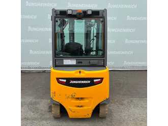 Muletto usato JUNGHEINRICH EFG 425k 5000 DZ 1150mm SS+POS ELEKTRO VIERRADFRONTSTAPLER (13071575)