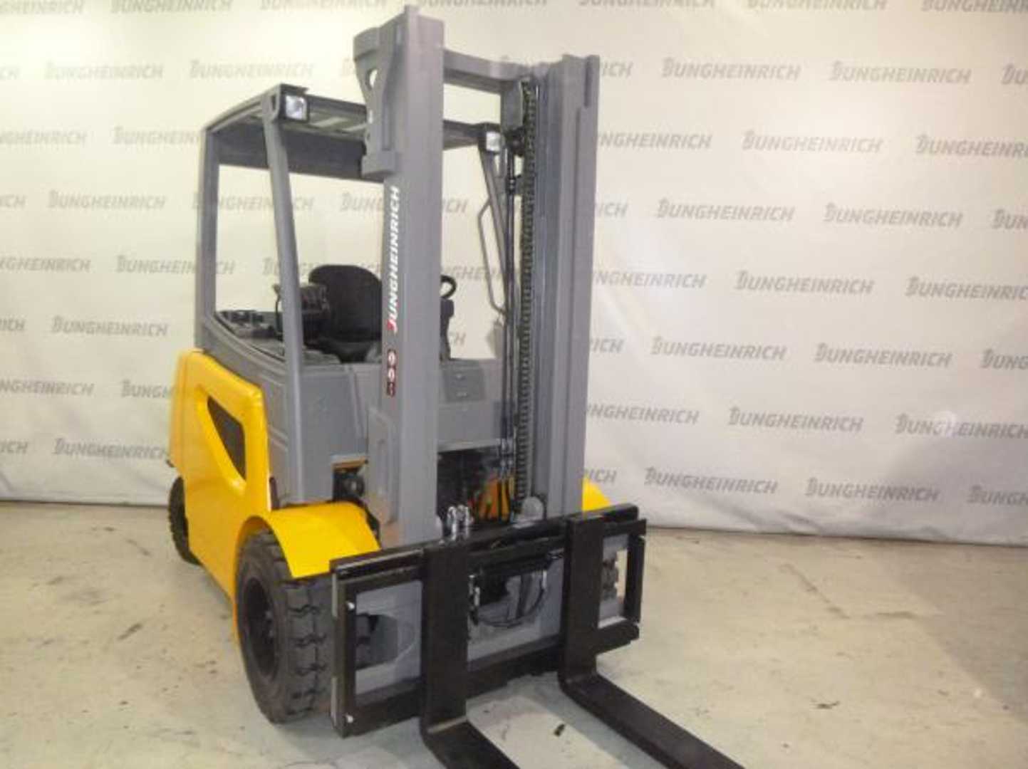 Muletto usato JUNGHEINRICH EFG 545k SP G+E115-330ZT ELEKTRO VIERRADFRONTSTAPLER (13009164)