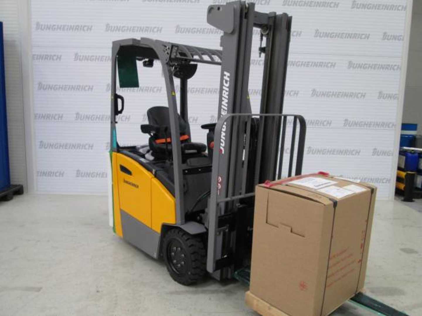 Muletto usato JUNGHEINRICH EFG BA 113 SP GE 115-500DZ ELEKTRO VIERRADFRONTSTAPLER (13070426)