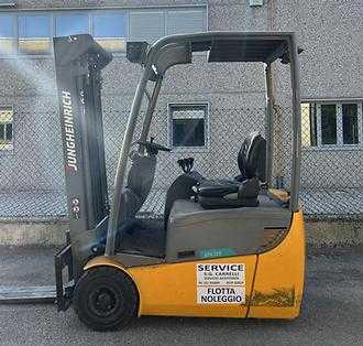 Muletto usato JUNGHEINRICH EFG115 ELEKTRO DREIRADFRONTSTAPLER (13069139) backdrop