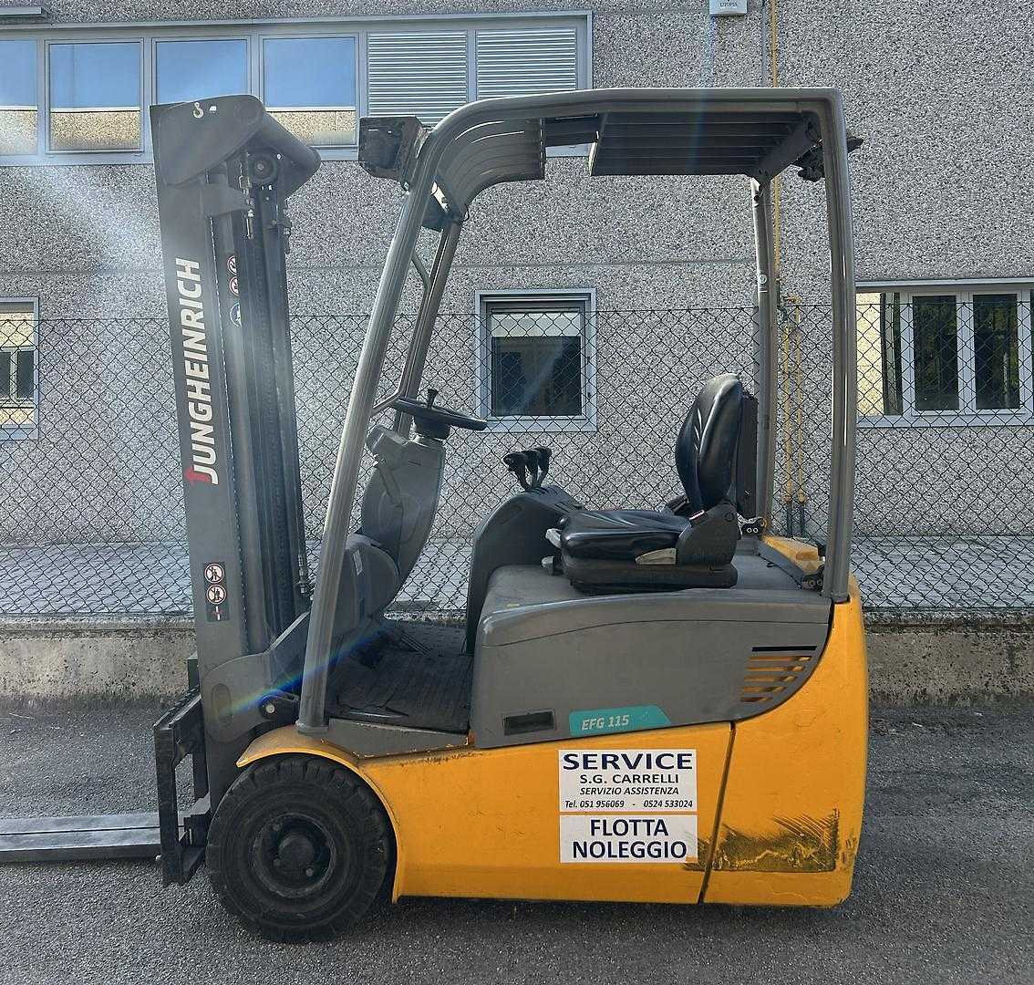 Muletto usato JUNGHEINRICH EFG115 ELEKTRO DREIRADFRONTSTAPLER (13069139)