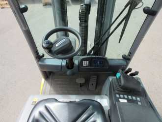 Muletto usato JUNGHEINRICH EFG215 ELEKTRO DREIRADFRONTSTAPLER (13076497)