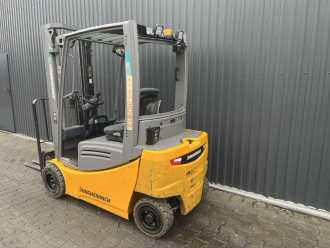 Muletto usato JUNGHEINRICH EFG320 ELEKTRO VIERRADFRONTSTAPLER (13025354)