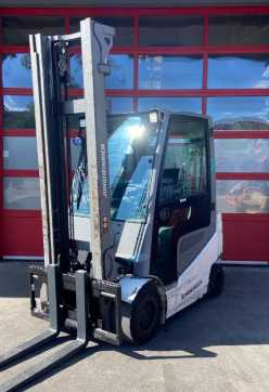 Muletto usato JUNGHEINRICH EFG430k ELEKTRO VIERRADFRONTSTAPLER (13065103) backdrop