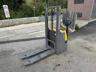 Muletto usato JUNGHEINRICH EJC 110 - 250ZT ELEKTRO HOCHHUBWAGENDEICHSEL (13067432)