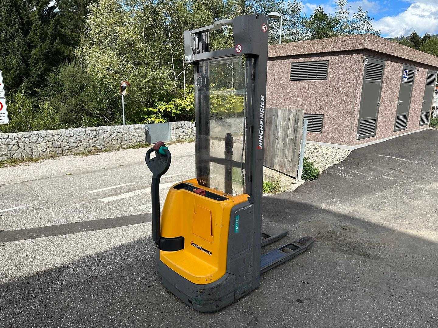Muletto usato JUNGHEINRICH EJC 112 - 360ZZ ELEKTRO HOCHHUBWAGENDEICHSEL (13067436)