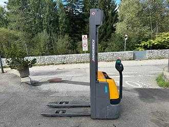 Muletto usato JUNGHEINRICH EJC 112 - 360ZZ ELEKTRO HOCHHUBWAGENDEICHSEL (13067436)