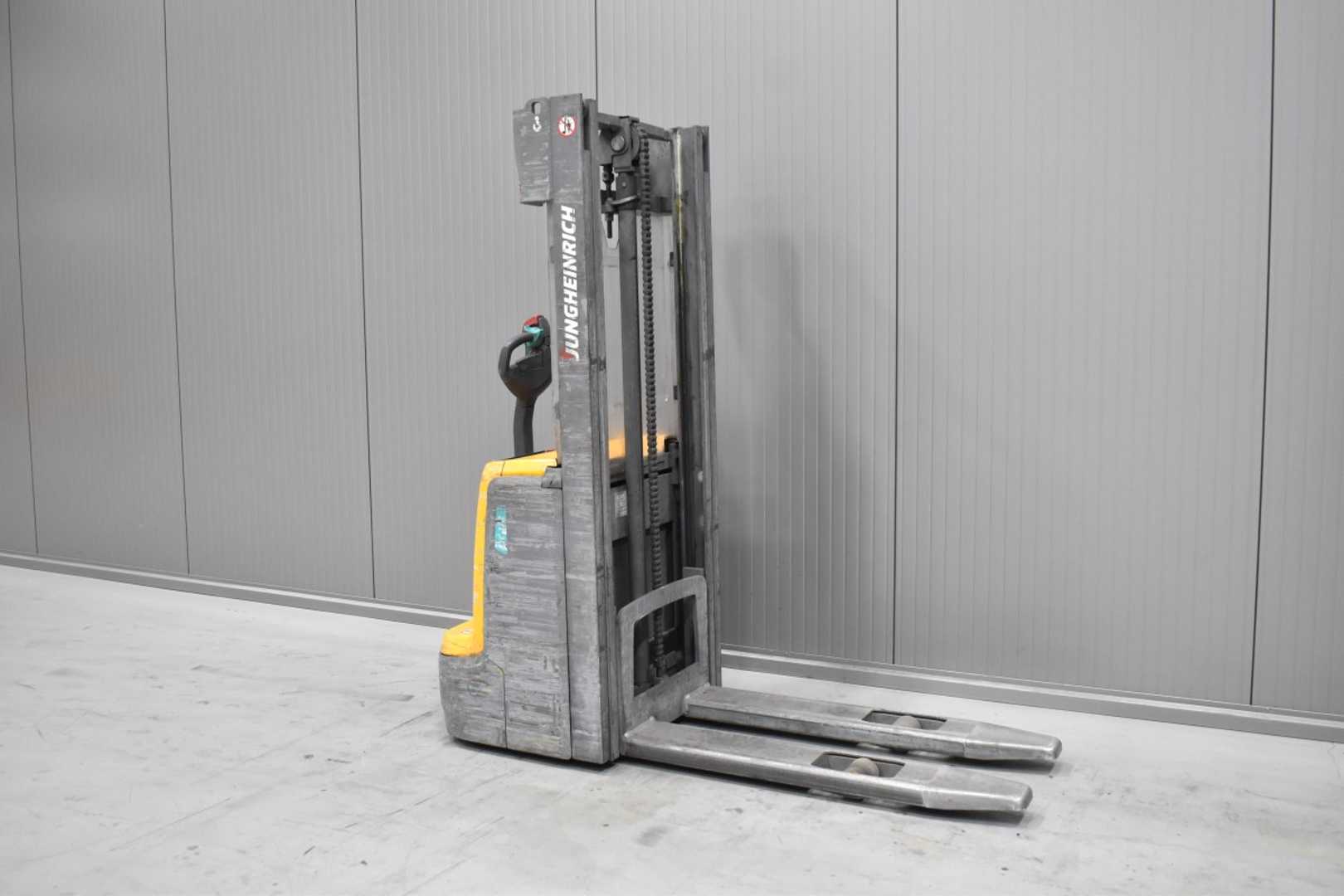Muletto usato JUNGHEINRICH EJC 112 /58051/ ELEKTRO HOCHHUBKOMMISSIONIERER (13048548)