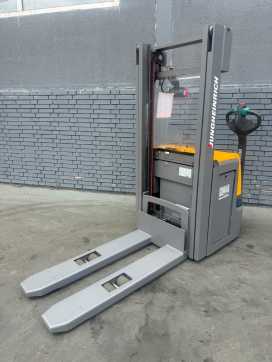 Muletto usato JUNGHEINRICH EJC 214 Baujahr 2016 HH 2700 MIt Waage ELEKTRO HOCHHUBWAGENDEICHSEL (13056879) backdrop