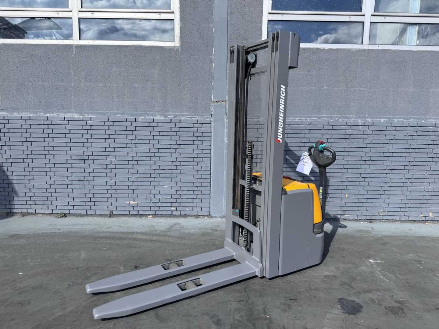 Muletto usato JUNGHEINRICH EJC 216 Baujahr 2016 / Triplex 5,25M/ Zustand Sehr gut ELEKTRO HOCHHUBWAGENDEICHSEL (13067554)