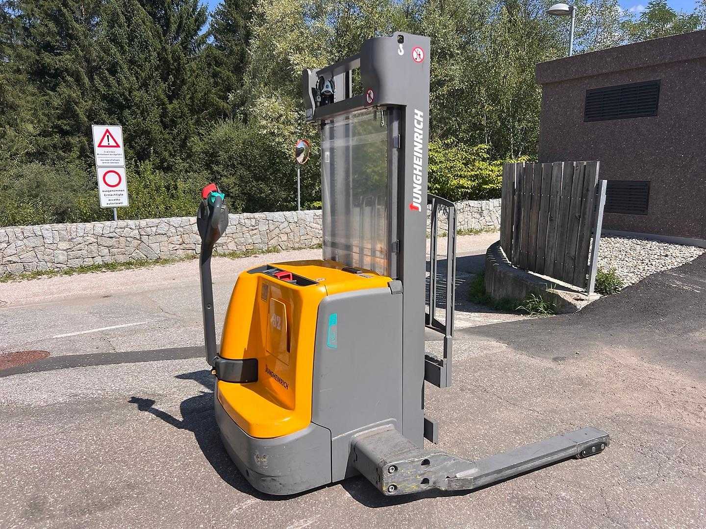 Muletto usato JUNGHEINRICH EJC B16 - 280ZT ELEKTRO HOCHHUBWAGENDEICHSEL (13062273)