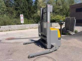 Muletto usato JUNGHEINRICH EJC B16 - 280ZT ELEKTRO HOCHHUBWAGENDEICHSEL (13062273)