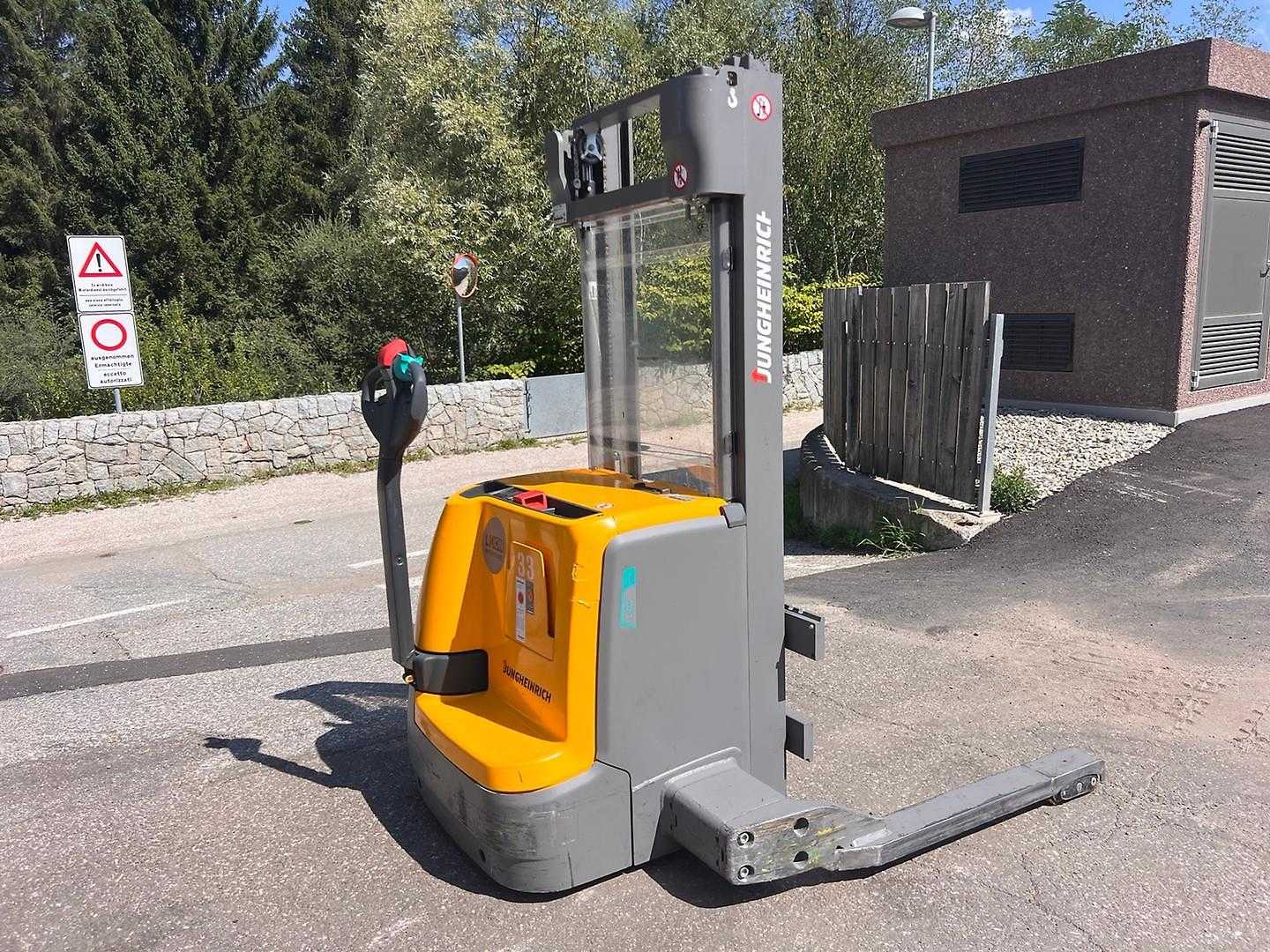 Muletto usato JUNGHEINRICH EJC B16 - 280ZT ELEKTRO HOCHHUBWAGENDEICHSEL (13062274)