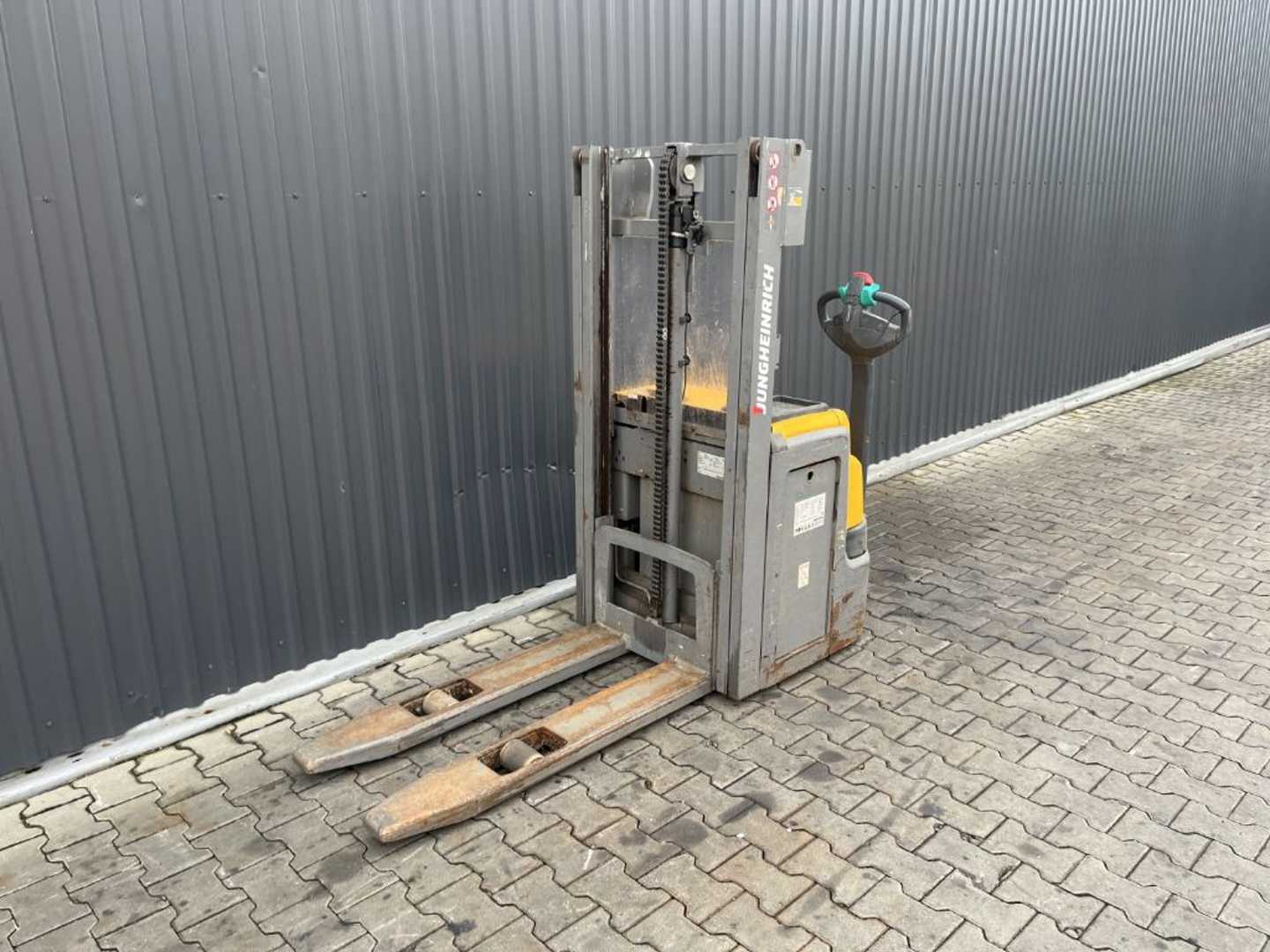 Muletto usato JUNGHEINRICH EJC212 ELEKTRO HOCHHUBWAGENDEICHSEL (13073625)