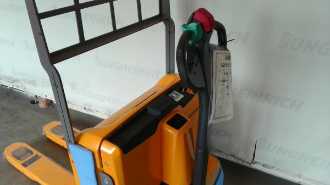 Muletto usato JUNGHEINRICH EJE 116 115-54 ELEKTRO NIEDERHUBWAGENDEICHSEL (13041804)