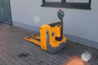 Muletto usato JUNGHEINRICH EJE 225 19 115 54 Li ELEKTRO NIEDERHUBWAGENDEICHSEL (13074242)