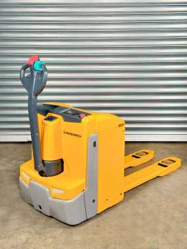 Muletto usato JUNGHEINRICH EJE 225 EJE 225 - Service Neu - Batterie 80% - Nur 3.232 Std. - 2,5t WEITERE NIEDERHUBWAGENDEICHSEL (12948334)