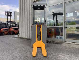 Muletto usato JUNGHEINRICH EKS 110 ELEKTRO NIEDERHUBKOMMISSIONIERER (13041151)